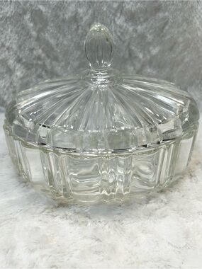 Anchor Hocking Old Cafe 1930s Glass Covered Ornate Jewelry Trinket Box Candydish